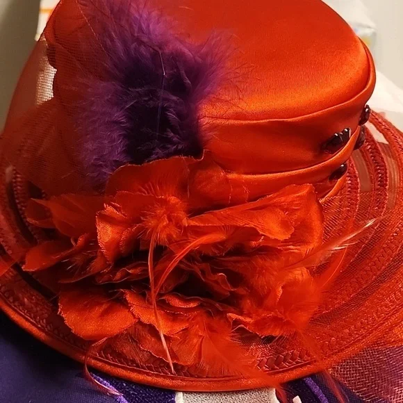 Get Lucky / Purple / Red Hat Lady/ Purse / Tote & Red Feather Hat w/Heart Gems - Picture 15 of 16